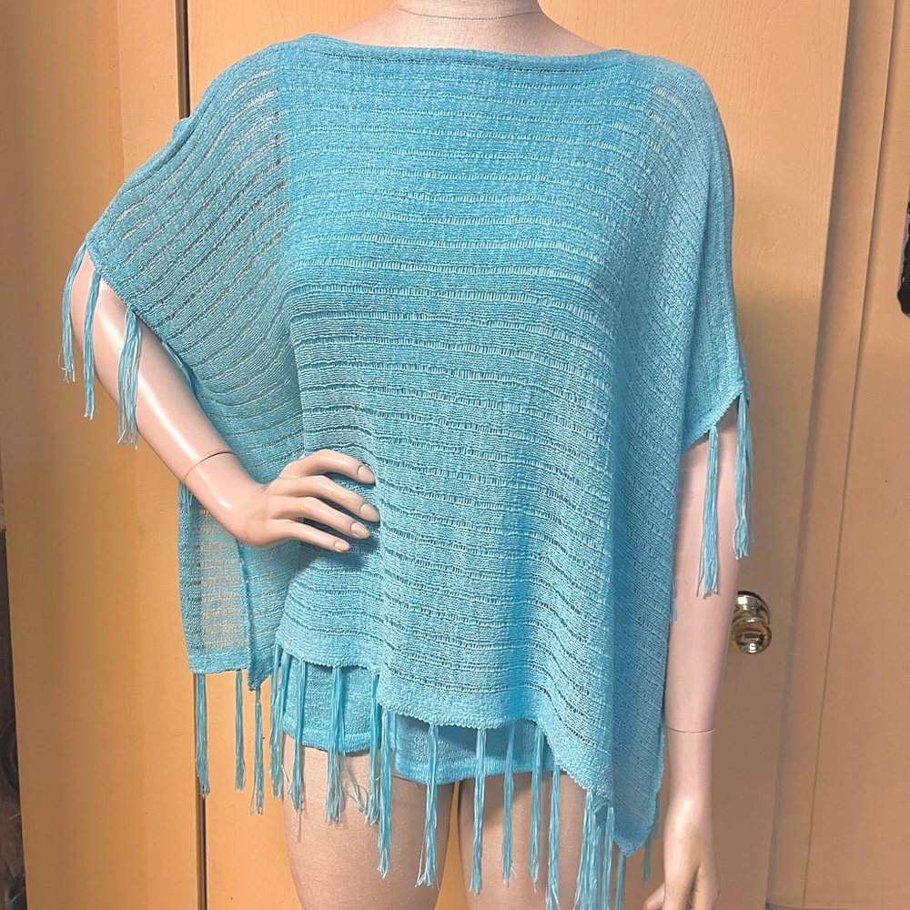 Gorgeous Chico’s poncho-like sweater with fringe